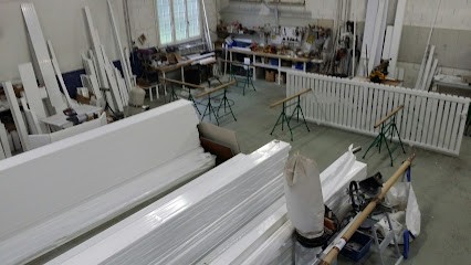 Stock Flash, Menuisier à Coëx