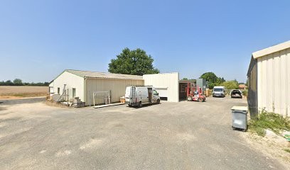 Garrat Menuiserie, Charpentier à Jazeneuil