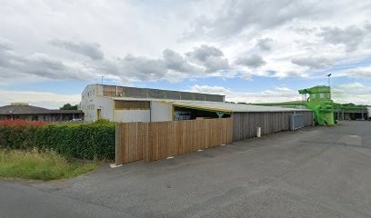 Coppet Sa, Charpentier à Saint Maurice Étusson