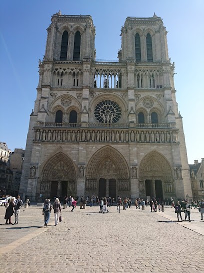 Lilas Fenêtre BTP, Menuisier aux Lilas