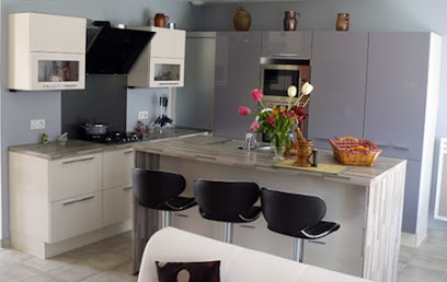 Cuisine-Expert, Menuisier à Amboise