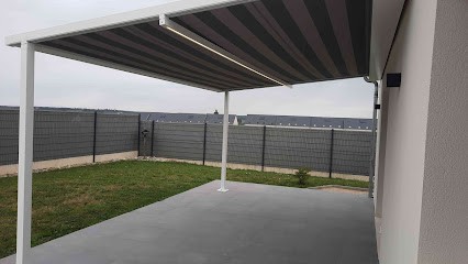 Blind manufacturers of France, Menuisier à Bléré