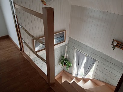 Iron Wood, Menuisier à Belz