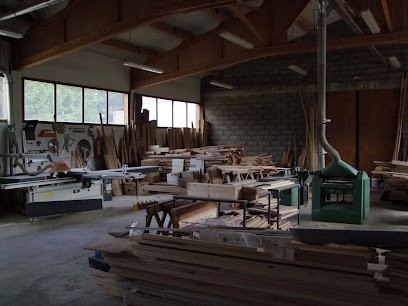 Vidal Menuiserie Charpente, Menuisier à Nasbinals