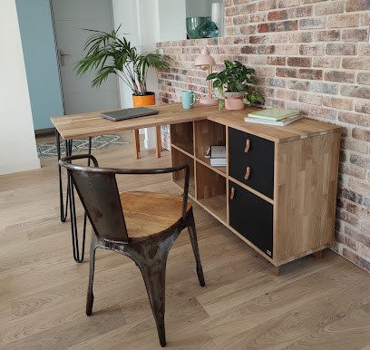 Les Petites Vies, Menuisier à Châteaugiron