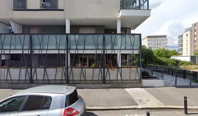 EIA Stores, Menuisier à Annemasse