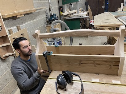 Matt Wood Soul, Menuisier à Montholon