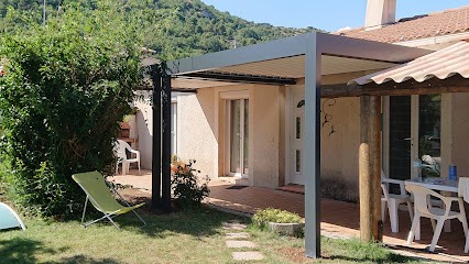 AluPose04, Menuisier à Aubignosc