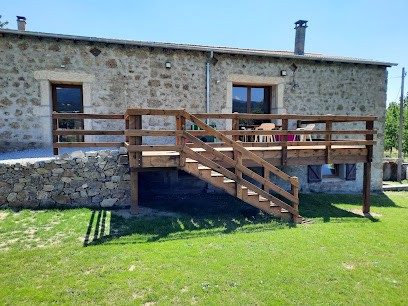 SARL VERCASSON - Charpente Couverture Zinguerie Isolation, Charpentier à Pélussin