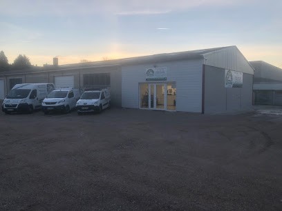 F & C DENIS MENUISERIE, Charpentier à Foucarmont