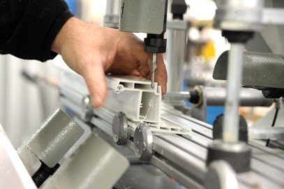 HEAU SARL - Menuiserie, Menuisier à Lorris