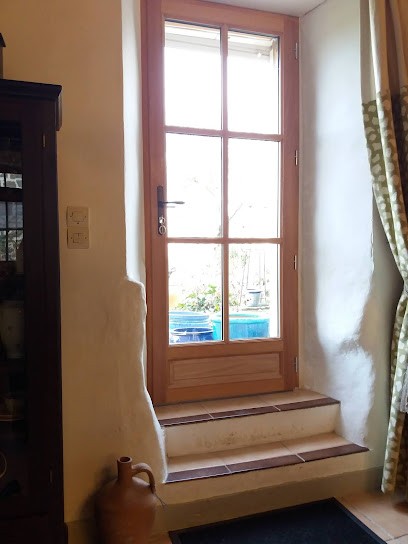 Ateliers M.g.b., Menuisier à Ambrières-les-Vallées