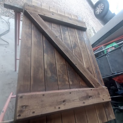 MP MENUISERIE, Menuisier à Valady