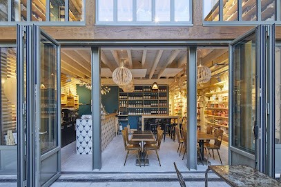 MB Steel, Menuisier à Mions