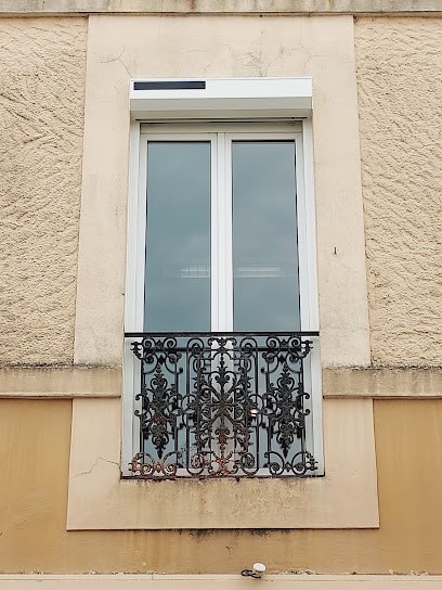 HFM SAS, Menuisier à Cassen