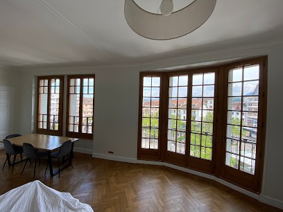 Desuzinge Raymond Et Fils, Menuisier à Thonon-les-Bains