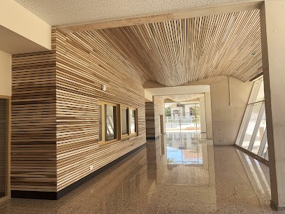 Decal Sarl, Menuisier à Saint-Estève