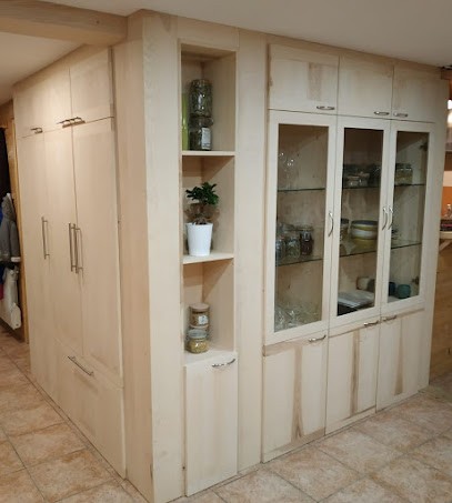 Benjamin CHRISTOPHEL / ébéniste, Menuisier à Saint-Sixt