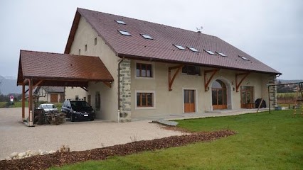 Charpentes Constructions Bois, Charpentier à La Chapelle-Saint-Sauveur