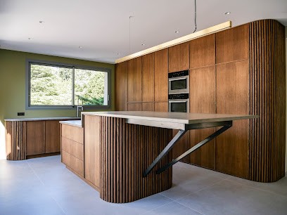 KSIO, Menuisier à Genay