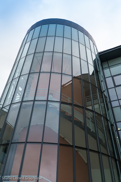 CSI Bâtiment La Rochelle (Membre CSI RESEAU), Menuisier à Sainte-Soulle