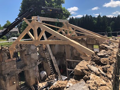 2 Bouts De Bois, Charpentier à Tence