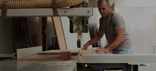 Menuiserie Thierry Cailhol, Gaillac. Style Traditionnel, Régional & Contemporain., Menuisier à Senouillac