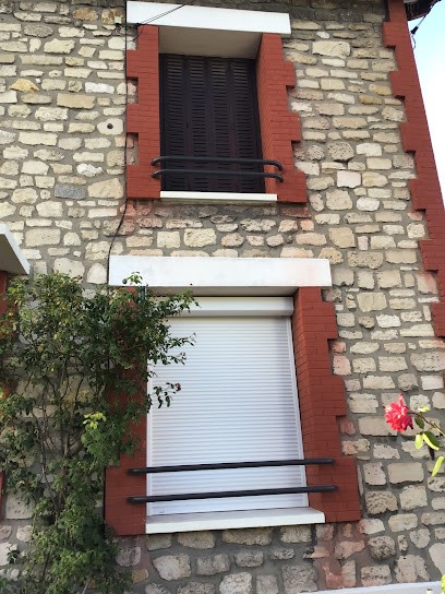 Dubrima, Menuisier au Plessis-Bouchard