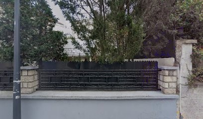 Guillaume Rousseau, Menuisier aux Lilas