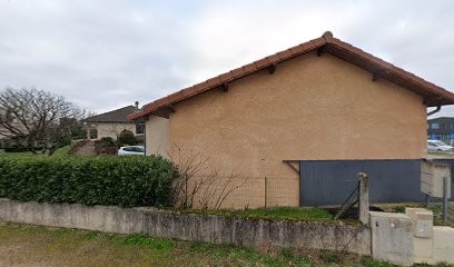 Moe, Menuisier à Villemoirieu