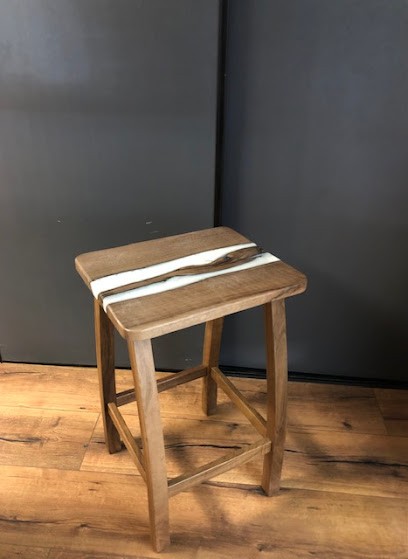 Concept M Industrie, Menuisier à Cuers