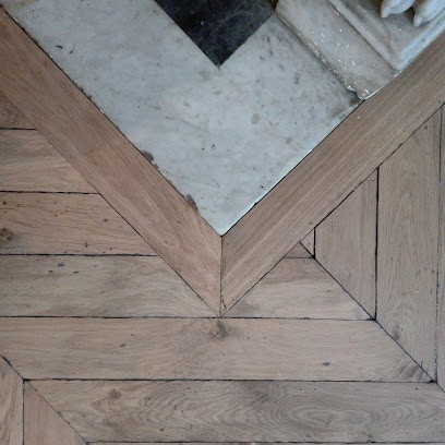 M.A.C Menuiserie Agencement Cuisine, Menuisier à Bléneau