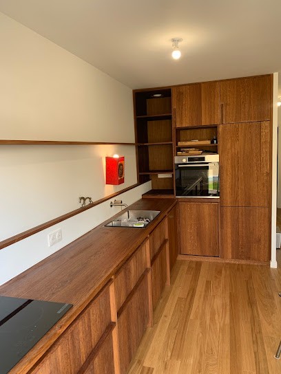 TDME, Menuisier à Val d'Anast