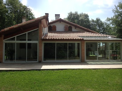 Les Vérandas Du Médoc, Menuisier à Soussans