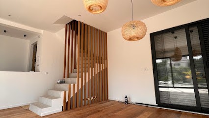 Design Menuiserie, Menuisier à Carros