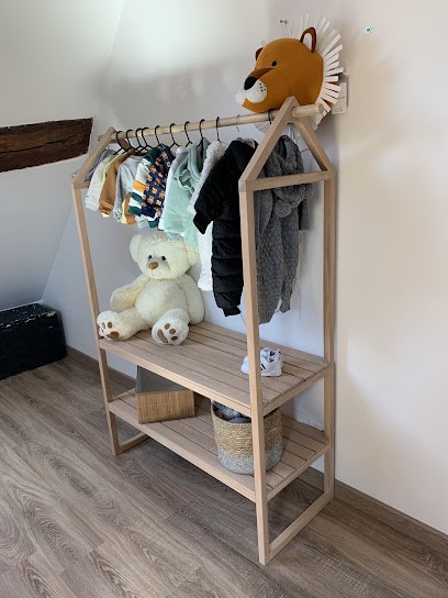 FelixAgone, Menuisier à Saint-Victor-de-Buthon