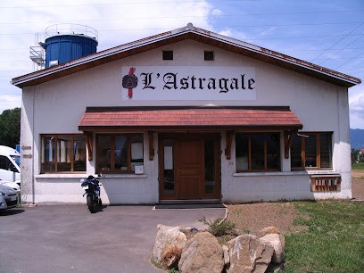 L' Astragale, Menuisier à Cornier