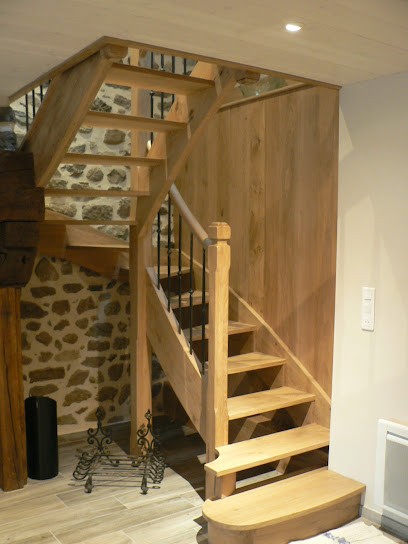 Les Sens Du Bois, Menuisier à Ydes