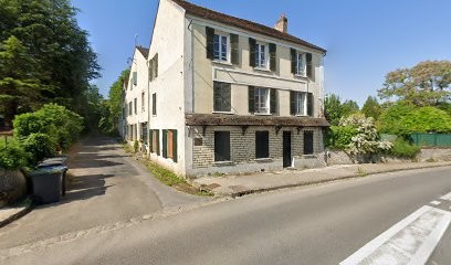 AMD Menuisier - Menuiserie, Cuisine & Salle de Bains, Charpentier à Seraincourt