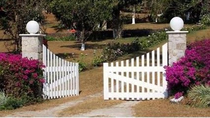 Caralu SARL, Menuisier à Sainte-Eulalie-en-Born