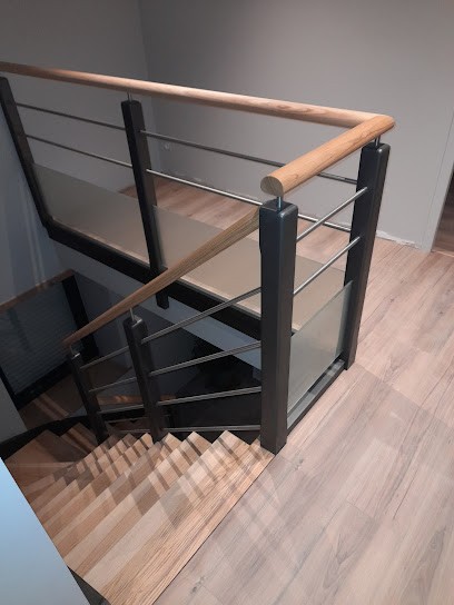 Cm Batim' SAS, Menuisier à Teillé