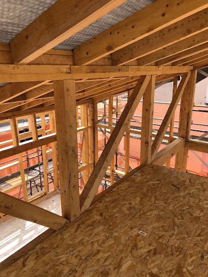 Dimension Bois, Charpentier à Marseille 05