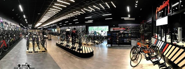 Bois De Soie, Menuisier à Apremont