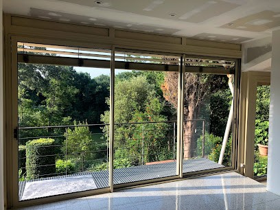 Menuiseries et Cuisines - Vitréal Albi, Menuisier à Puygouzon