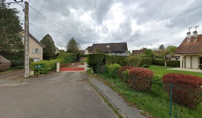 Binda Frederic Rene Marius, Charpentier aux Auxons