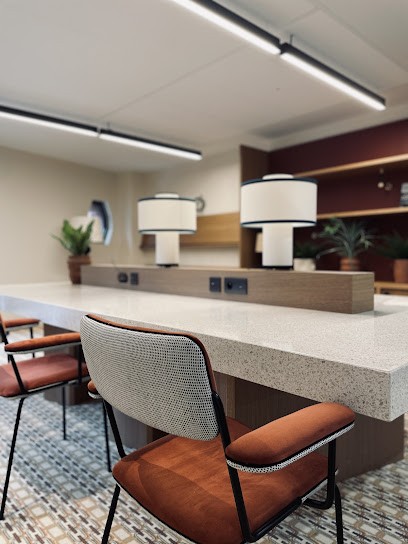 EMAB MENUISERIE AGENCEMENT, Menuisier à Neuilly-sur-Marne