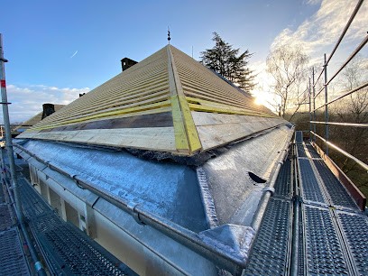 Metiers Du Toit Lasvergnas, Charpentier à Rochechouart