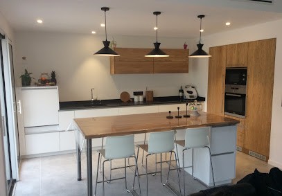 Atelier de Lukuze, Menuisier à Luxe-Sumberraute