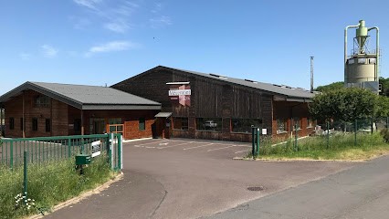 Entreprise Megemont Père Et Fils, Menuisier à Olby