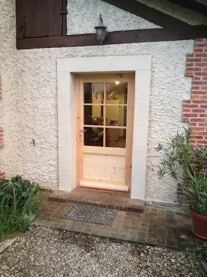 SMPI Atelier Jocelyn Bruna Ebénisterie Menuiserie Charpente, Menuisier à Solférino